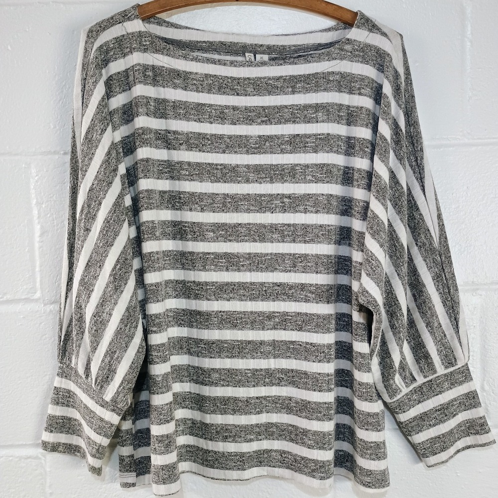 Cato Sweater Gray Silver Metallic White Striped 3/4 Dolman Sleeve Top Women's XL